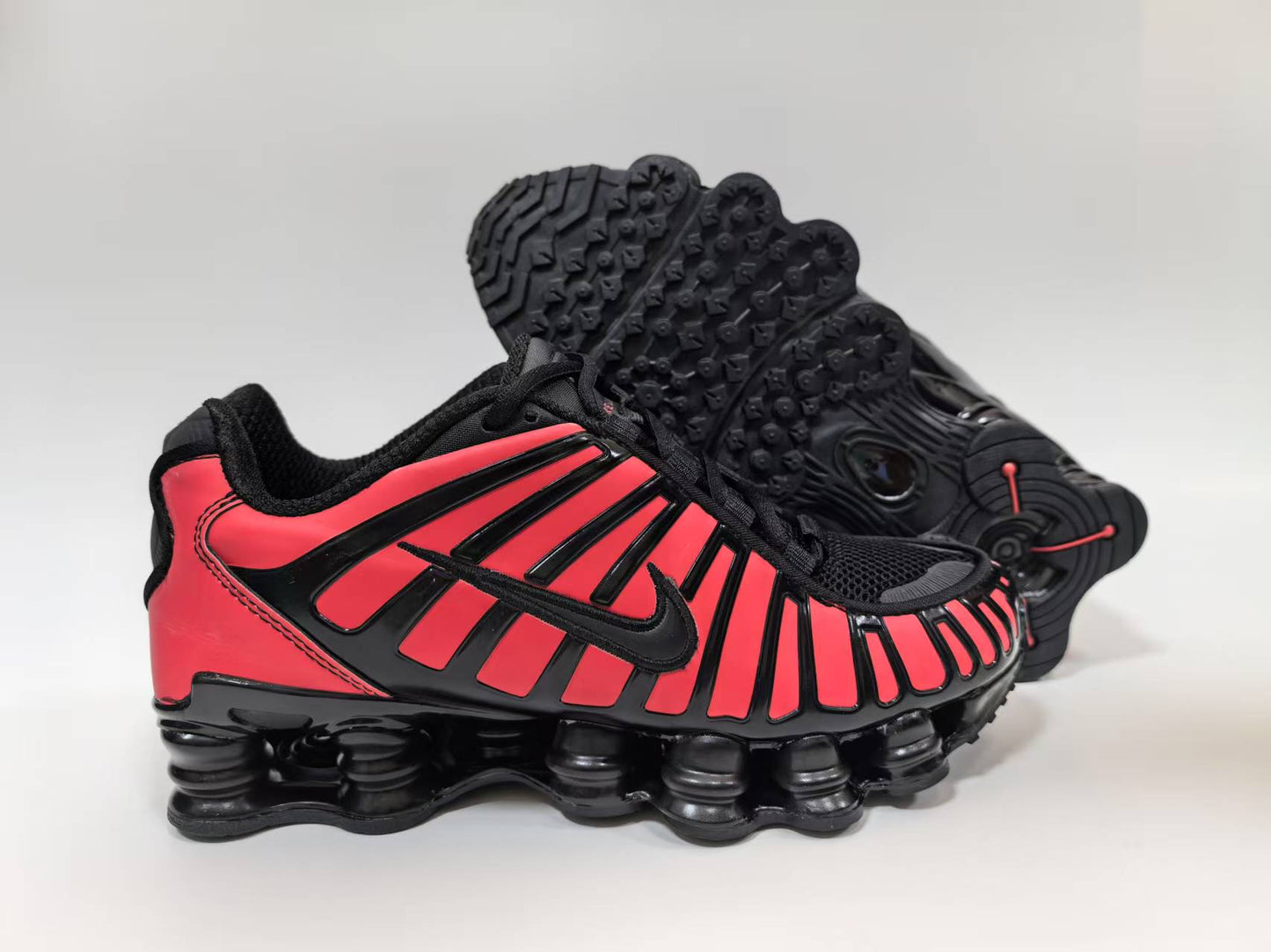 PRE ORDER NIKE SHOX ( CHANGE COLOR IN THE HEAT )