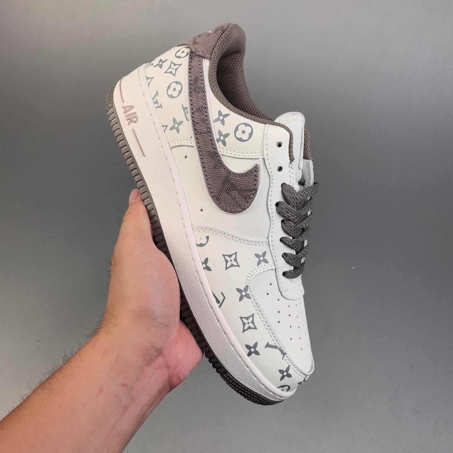 PRE ORDER ADULTS LV AF1