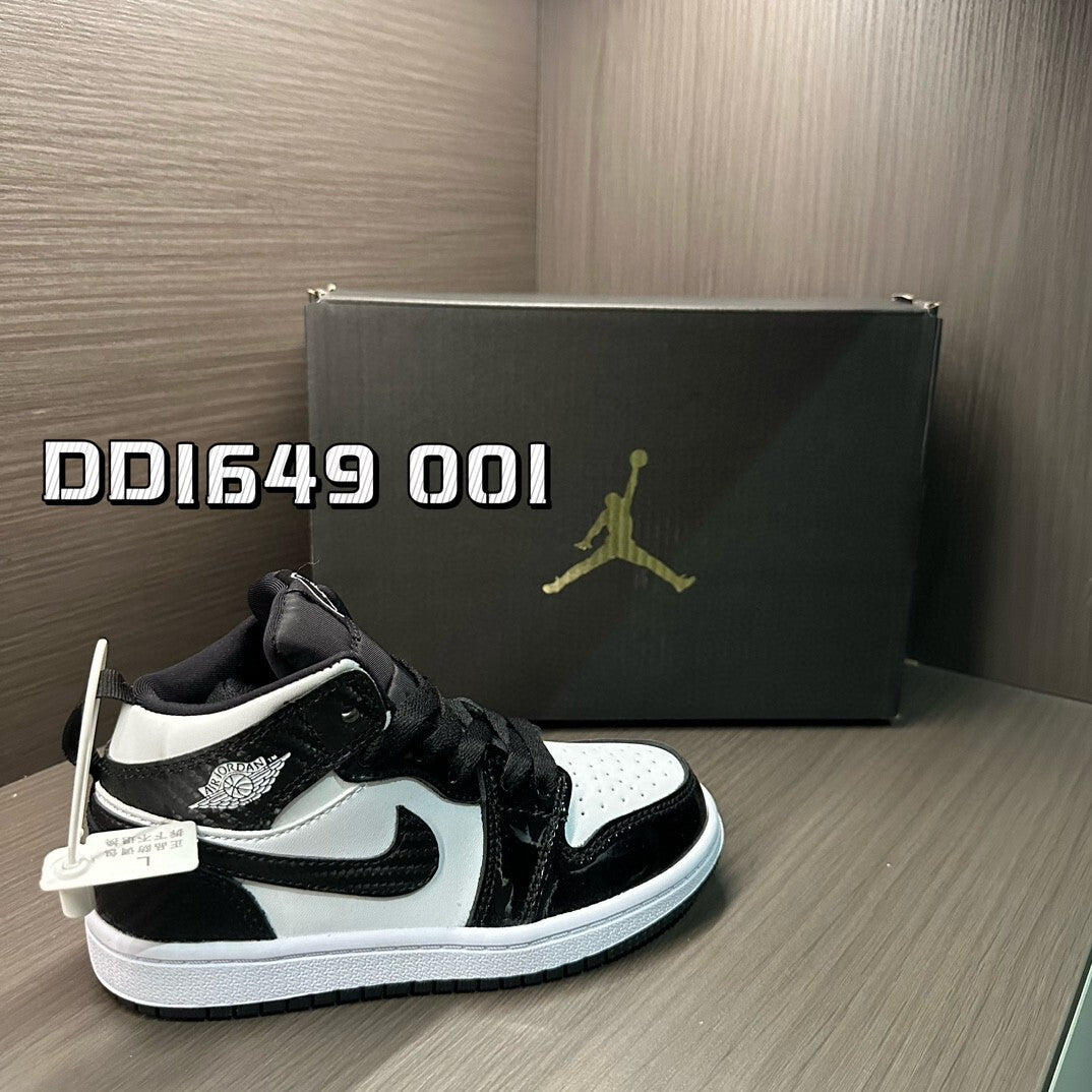 PRE ORDER KIDS J