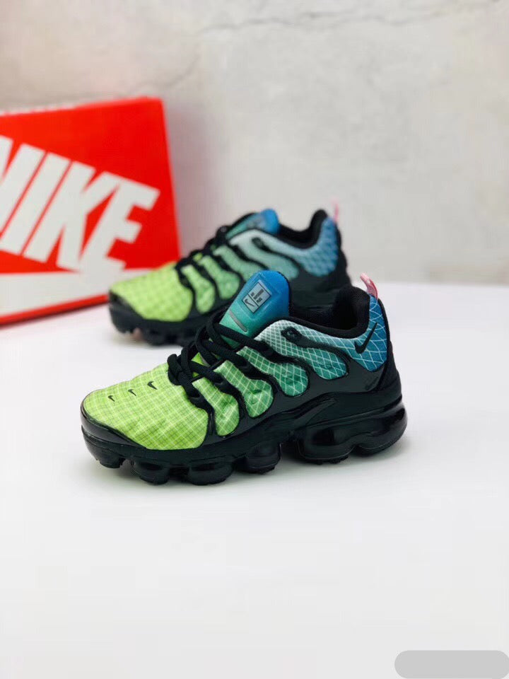 PRE ORDER KIDS VAPOR MAX