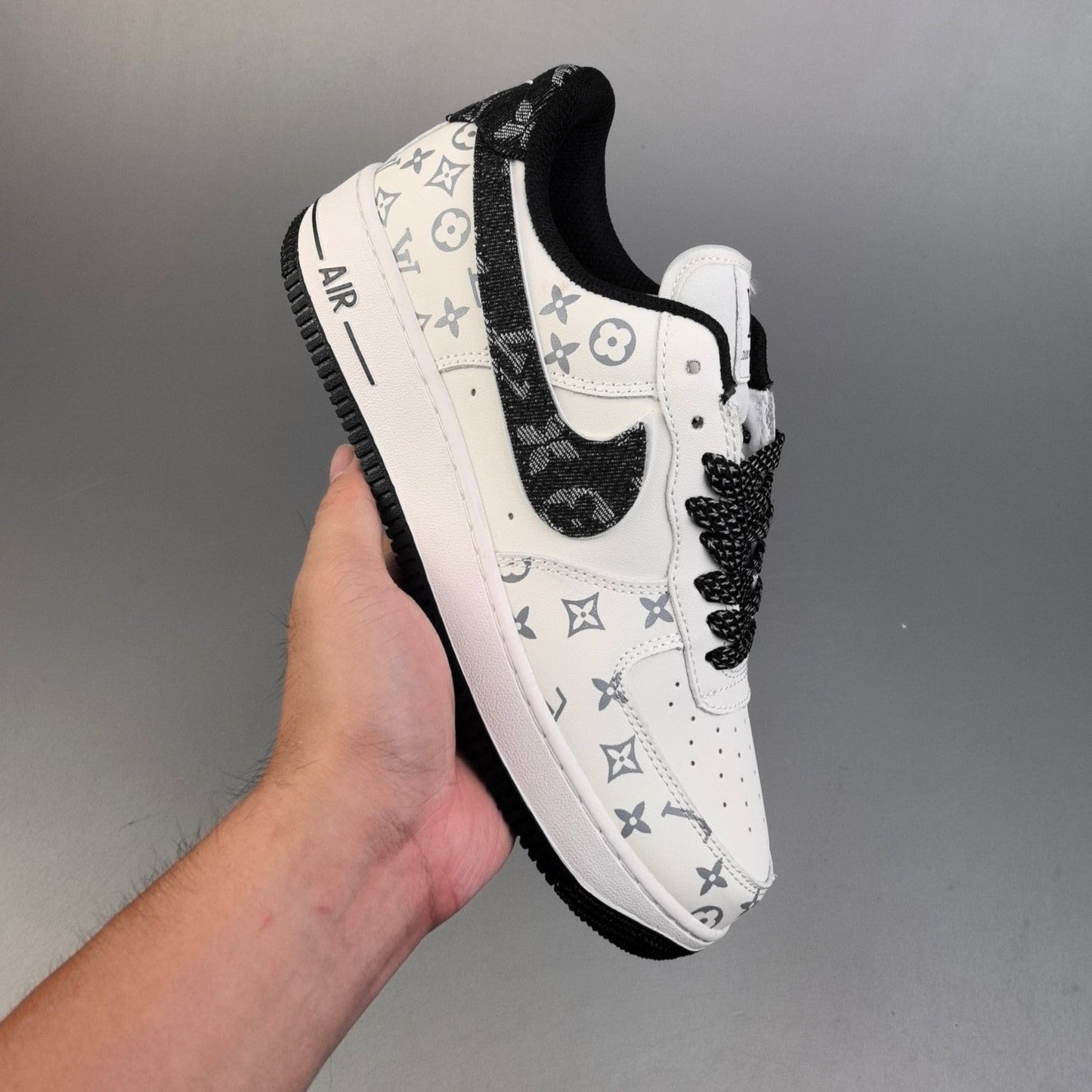PRE ORDER ADULTS LV AF1