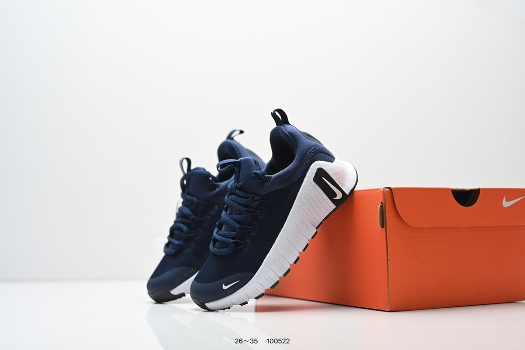 PRE ORDER KIDS METCONS