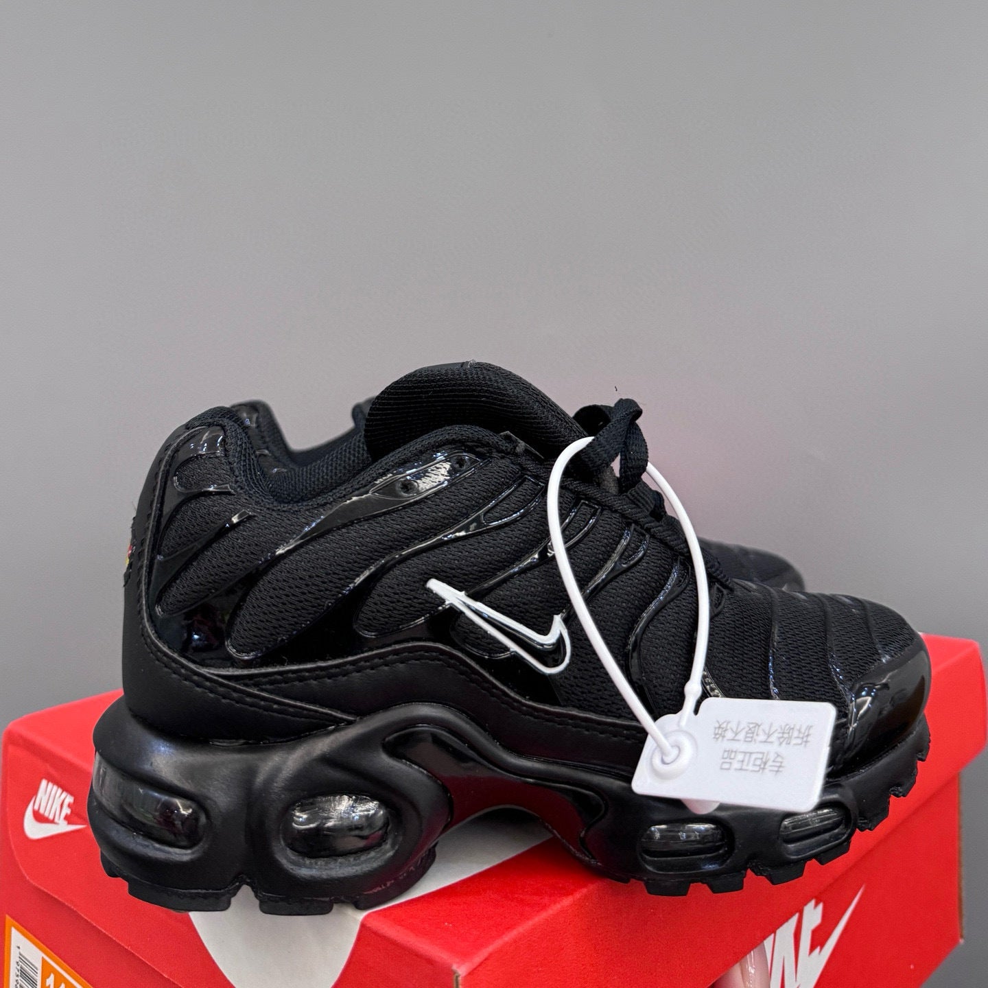 PRE ORDER KIDS TNS