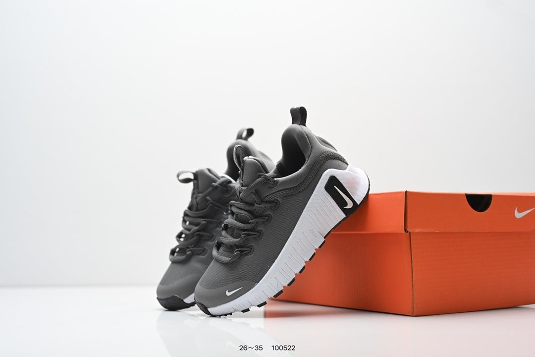 PRE ORDER KIDS METCONS