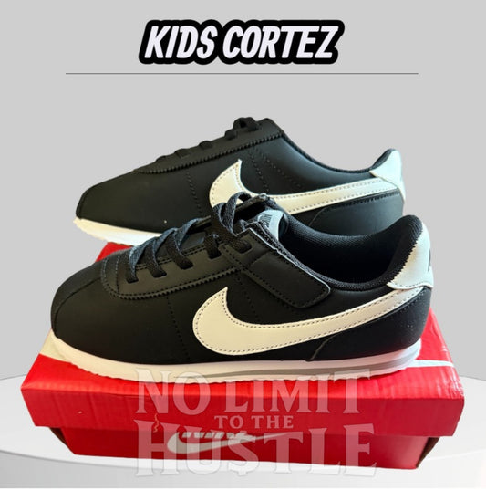 KIDS KICKS