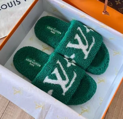 PRE ORDER FUR SLIDES