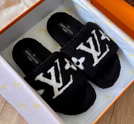 PRE ORDER FUR SLIDES