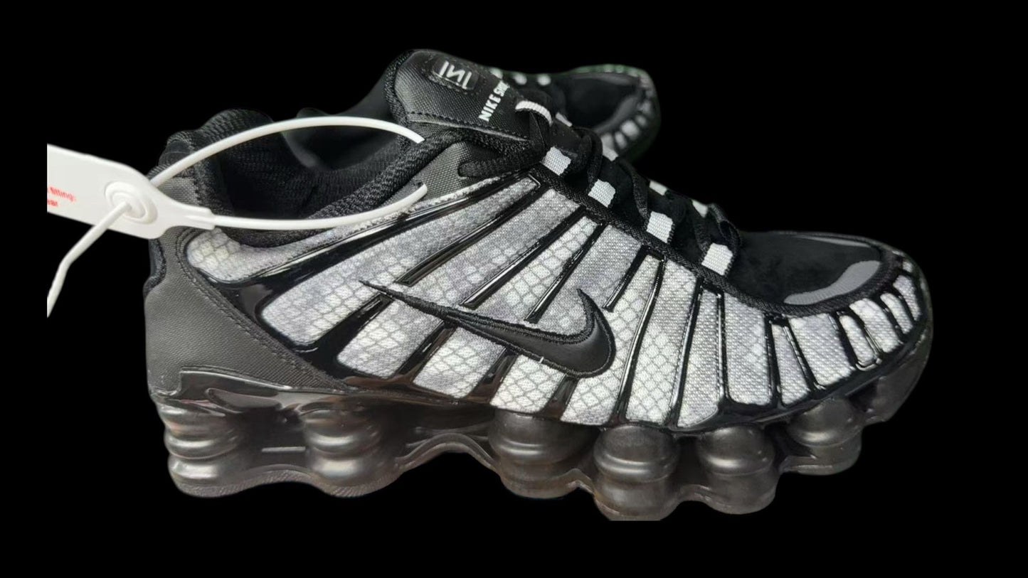 PRE ORDER SHOX