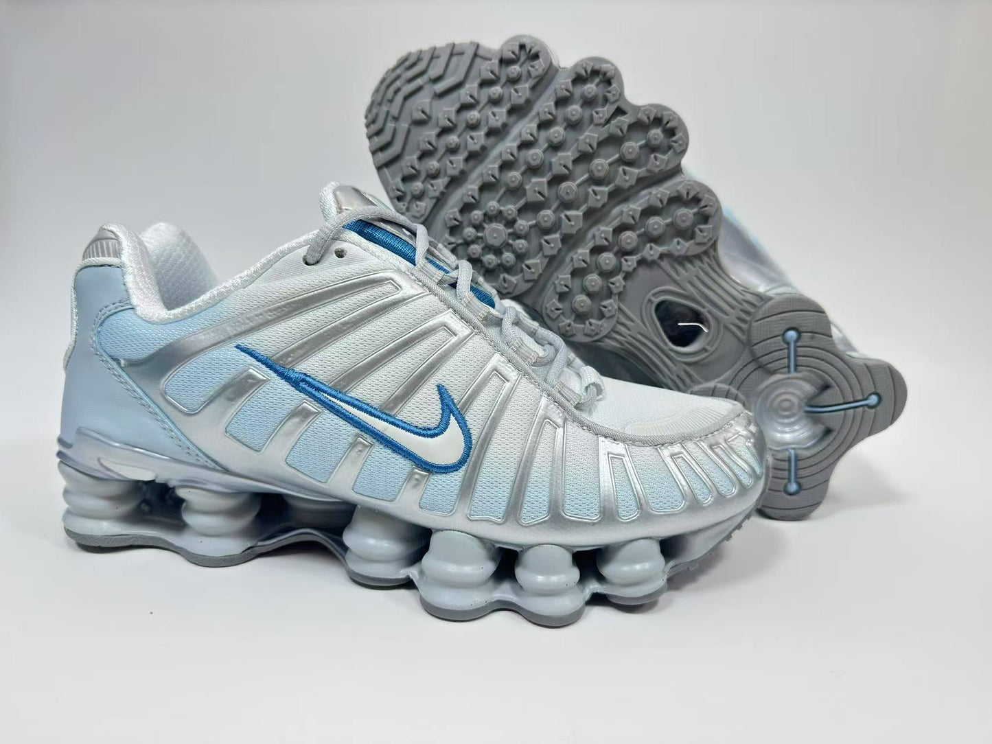 PRE ORDER NIKE SHOXS