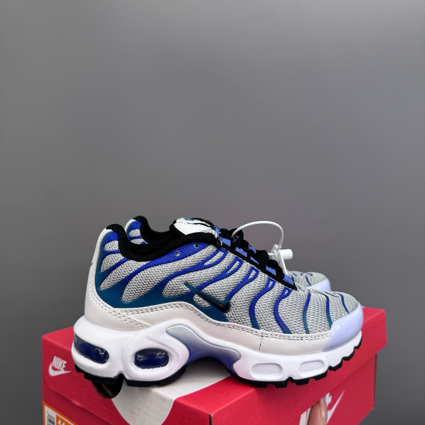 PRE ORDER KIDS TNS