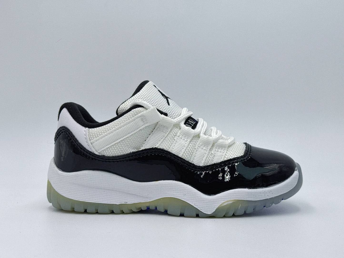 PRE ORDER - KIDS LOW JORDANS