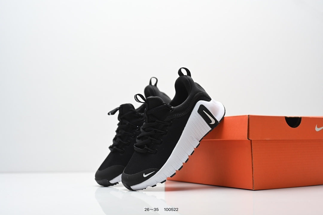 PRE ORDER KIDS METCONS