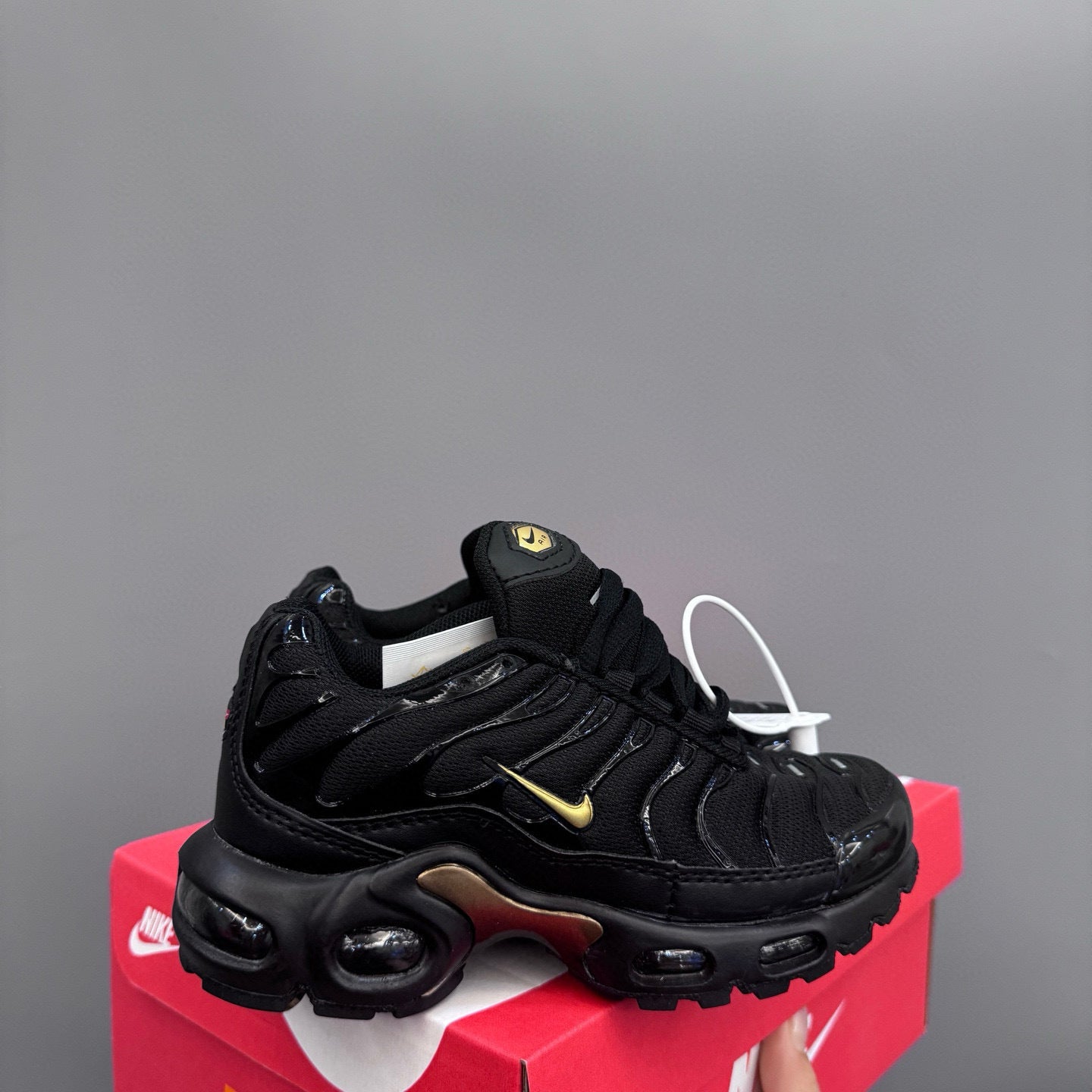 PRE ORDER KIDS TNS