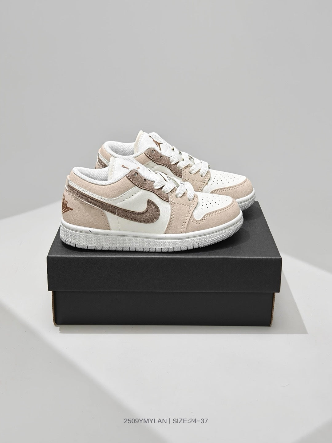 PRE ORDERS - DUNKS